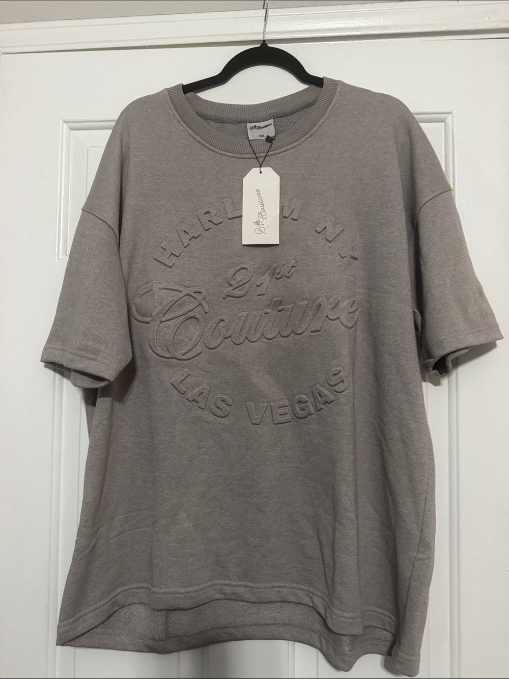 21st Couture Men’s Embossed Logo Short-Sleeve Sweatshirt - Gray